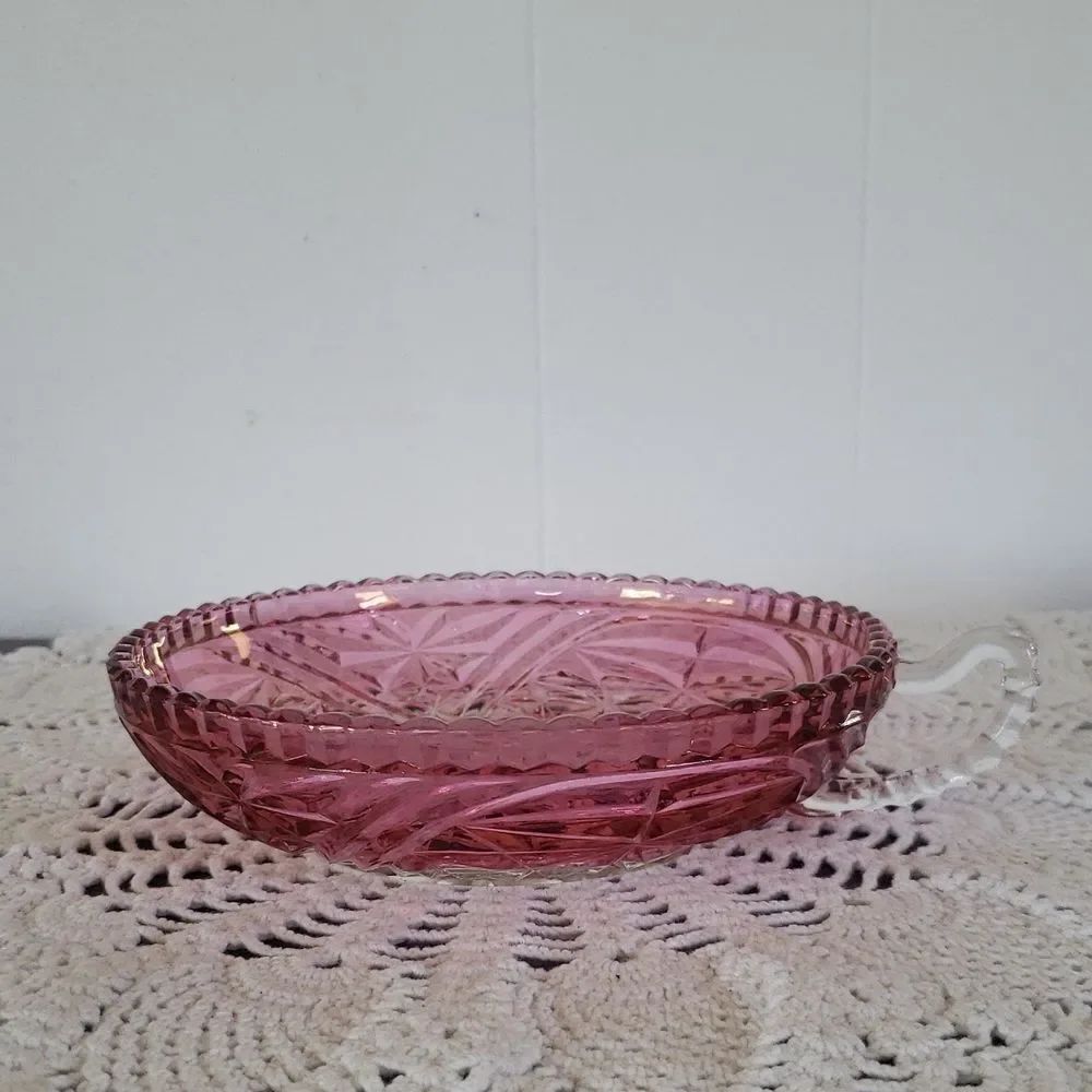 Vintage 1960s Anchor Hocking Ruby Nappy Bowl - Stars and Bars Pattern